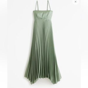 The A&F Giselle Clasp-Back Pleated Midi Dress